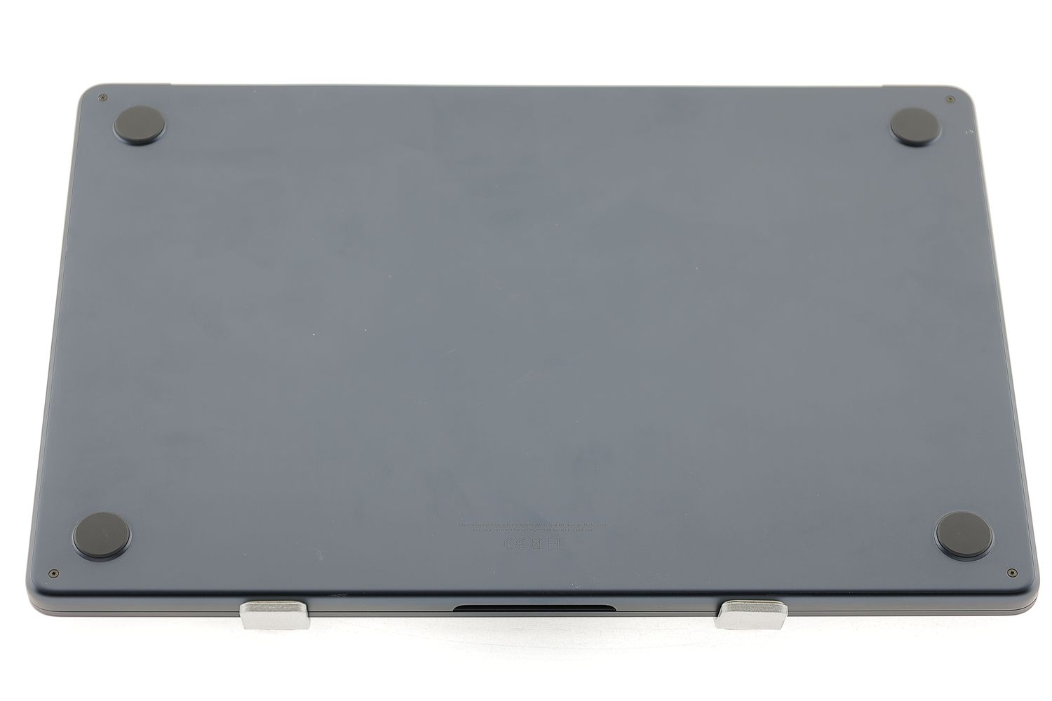 Apple MacBook Air 15″ 2023, M2 8 Cores, 16 GB, 10 core GPU 512 GB Midnight - Nagyon jó