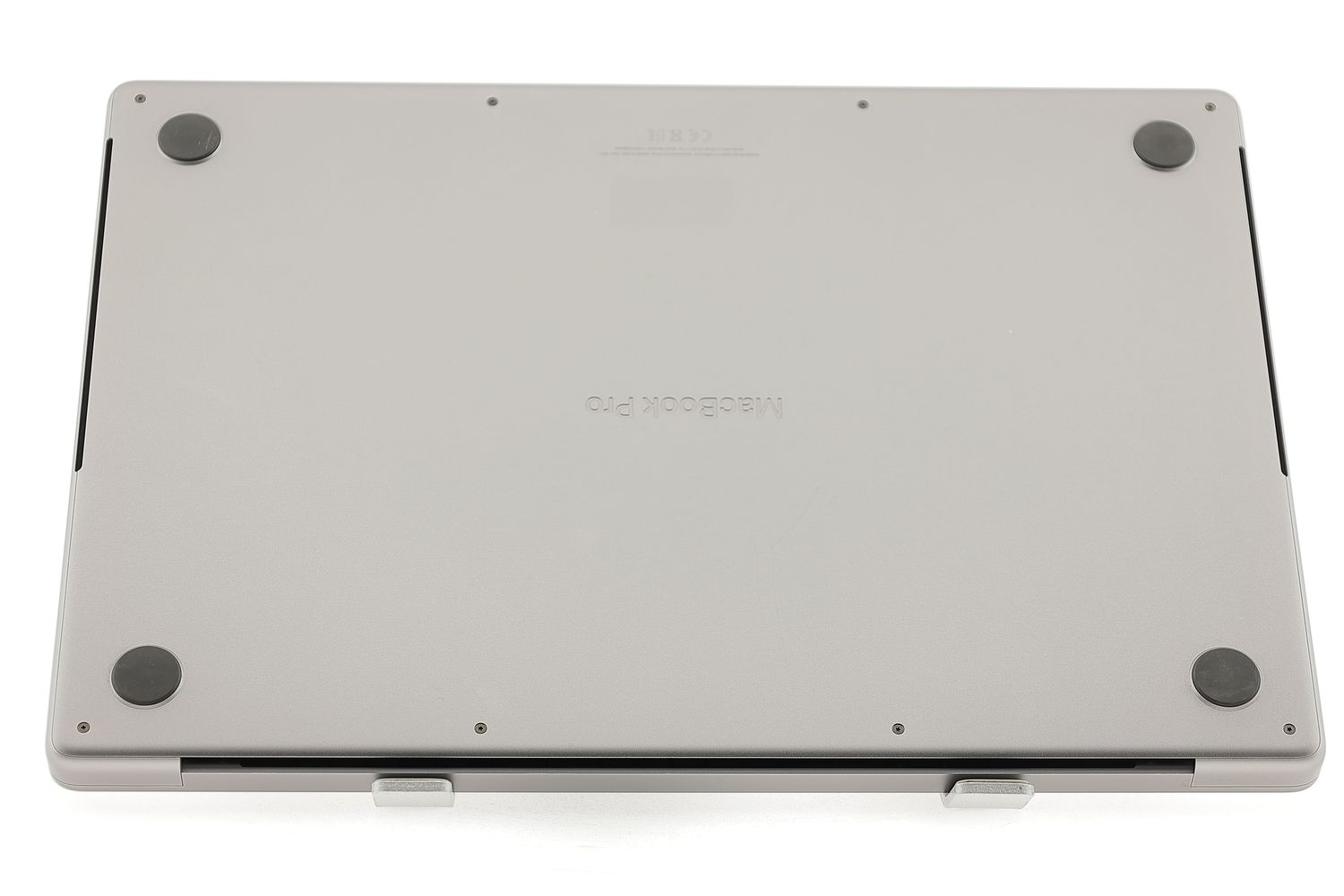 Apple MacBook Pro 16″ 2021, M1 Pro 10 Cores, 16 GB, 16 core GPU 512 GB Space Gray - Πολύ καλό