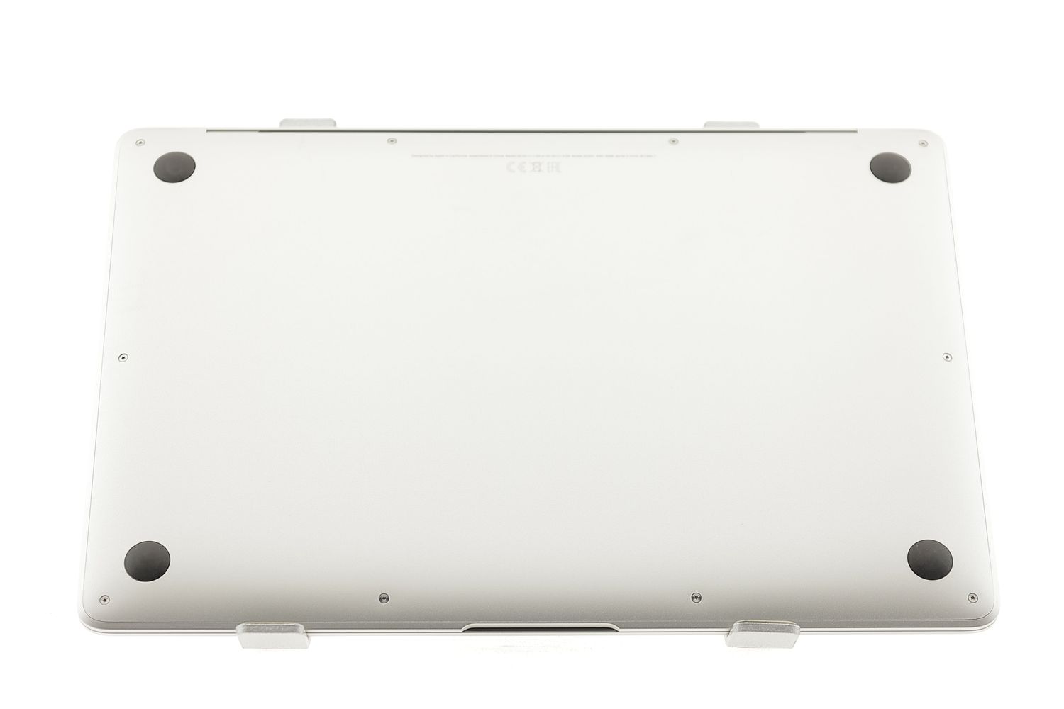 Apple MacBook Air 13″ 2020, M1 8 Cores, 8 GB, 7 core GPU 256 GB Silver - Като нов