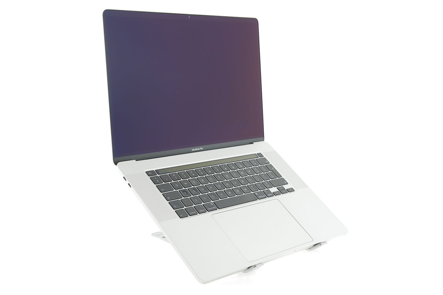 Apple MacBook Pro 16″ Touch Bar 2019, i7 2.6 GHz, 16 GB, AMD Radeon Pro 5300M 512 GB Silver - Ca nou