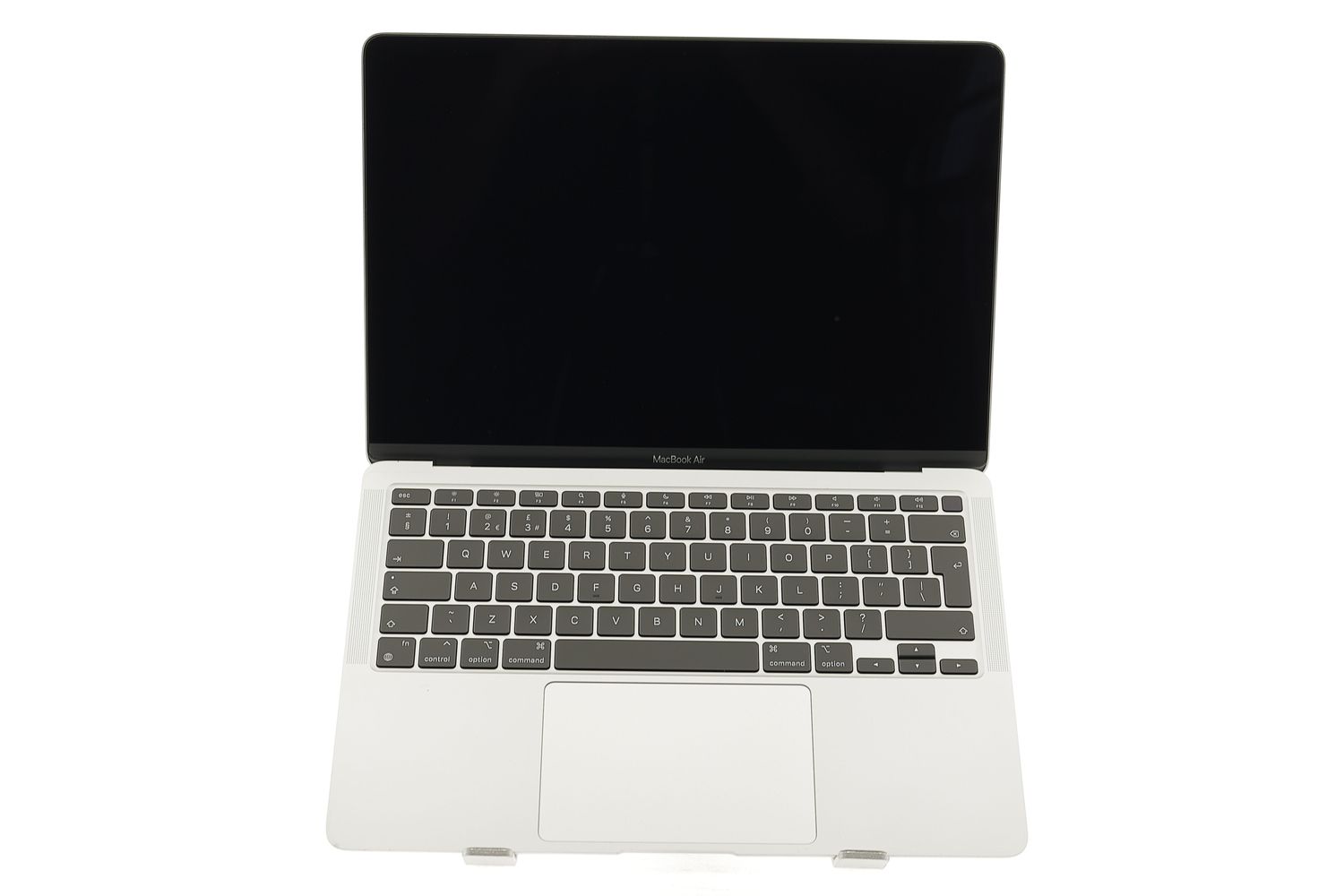 Apple MacBook Air 13″ 2020, M1 8 Cores, 8 GB, 7 core GPU 256 GB Silver - Foarte bun