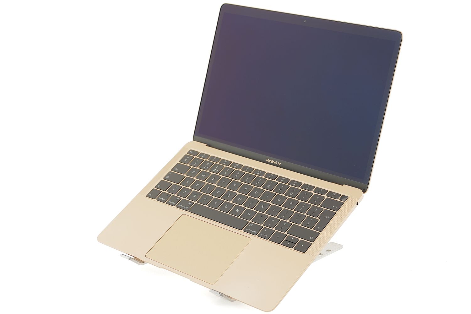 Apple MacBook Air 13″ 2019, i5 1.6 GHz, 8 GB, Intel UHD Graphics 617 128 GB Gold - Excelent