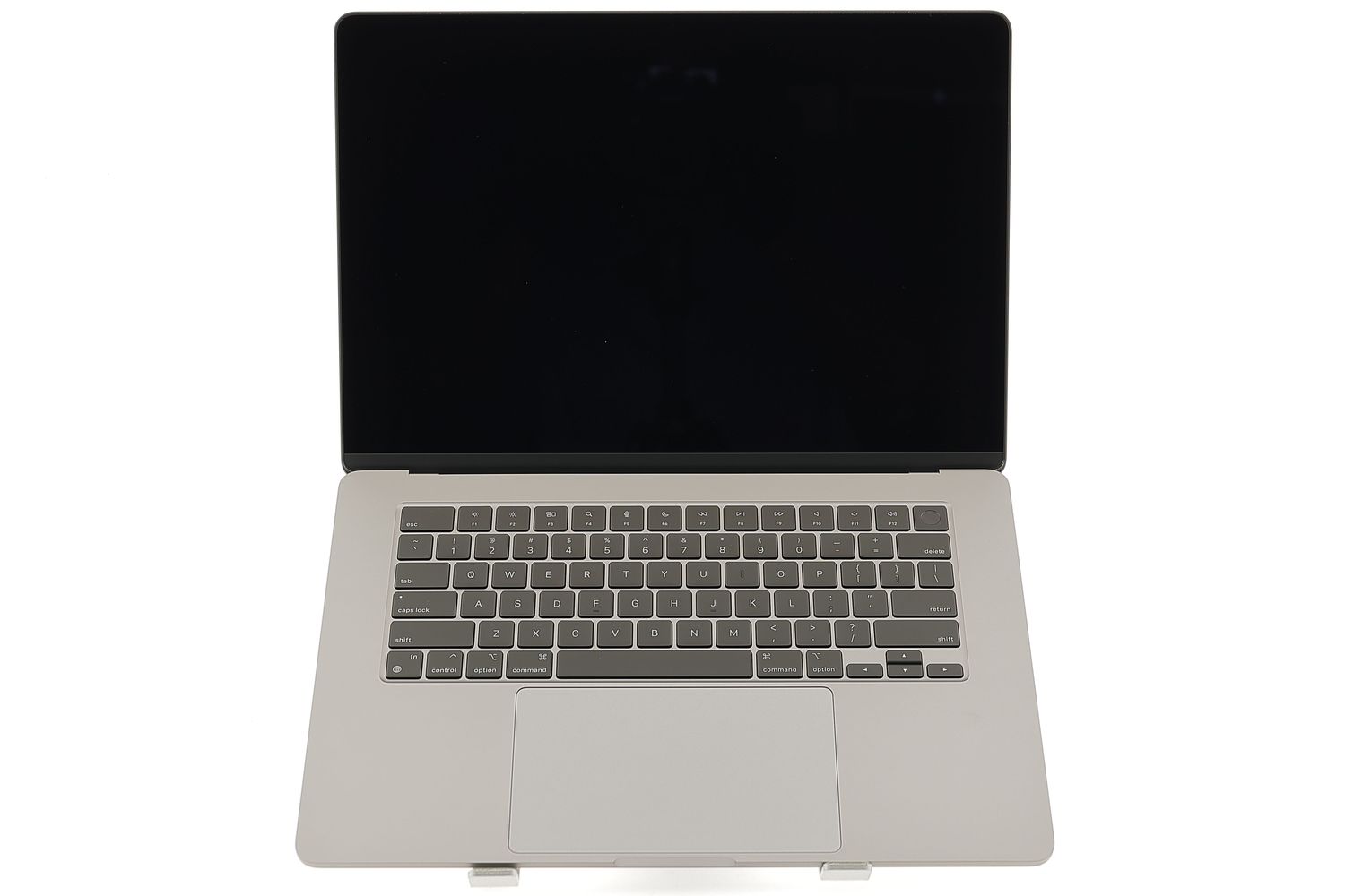 Apple MacBook Air 15″ 2024, M3 8 Cores, 8 GB, 10 core GPU 512 GB Space Gray - Ca nou