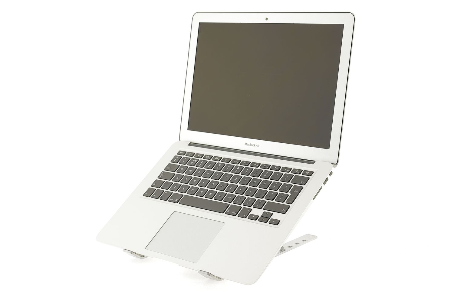 Apple MacBook Air 13″ 2017, i5 1.8 GHz, 8 GB, HD Graphics 6000 128 GB Silver - Отлично