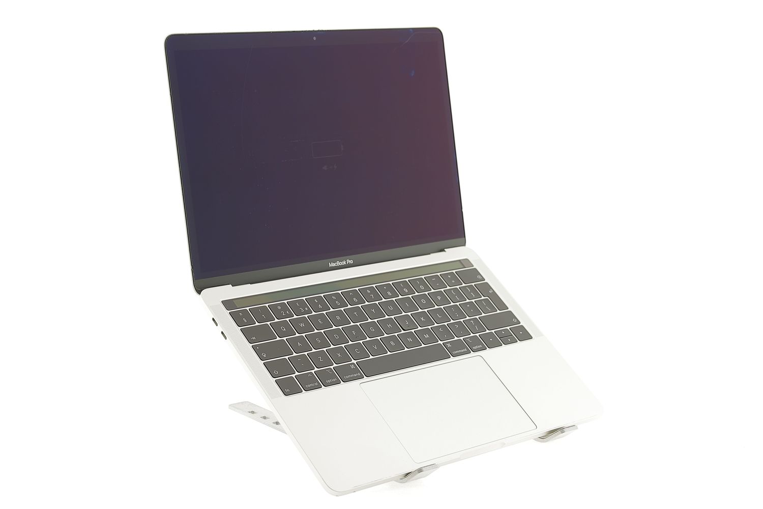 Apple MacBook Pro 13″ Touch Bar 2019, i5 1.4 GHz, 8 GB, Iris Plus Graphics 645 128 GB Silver - Foarte bun