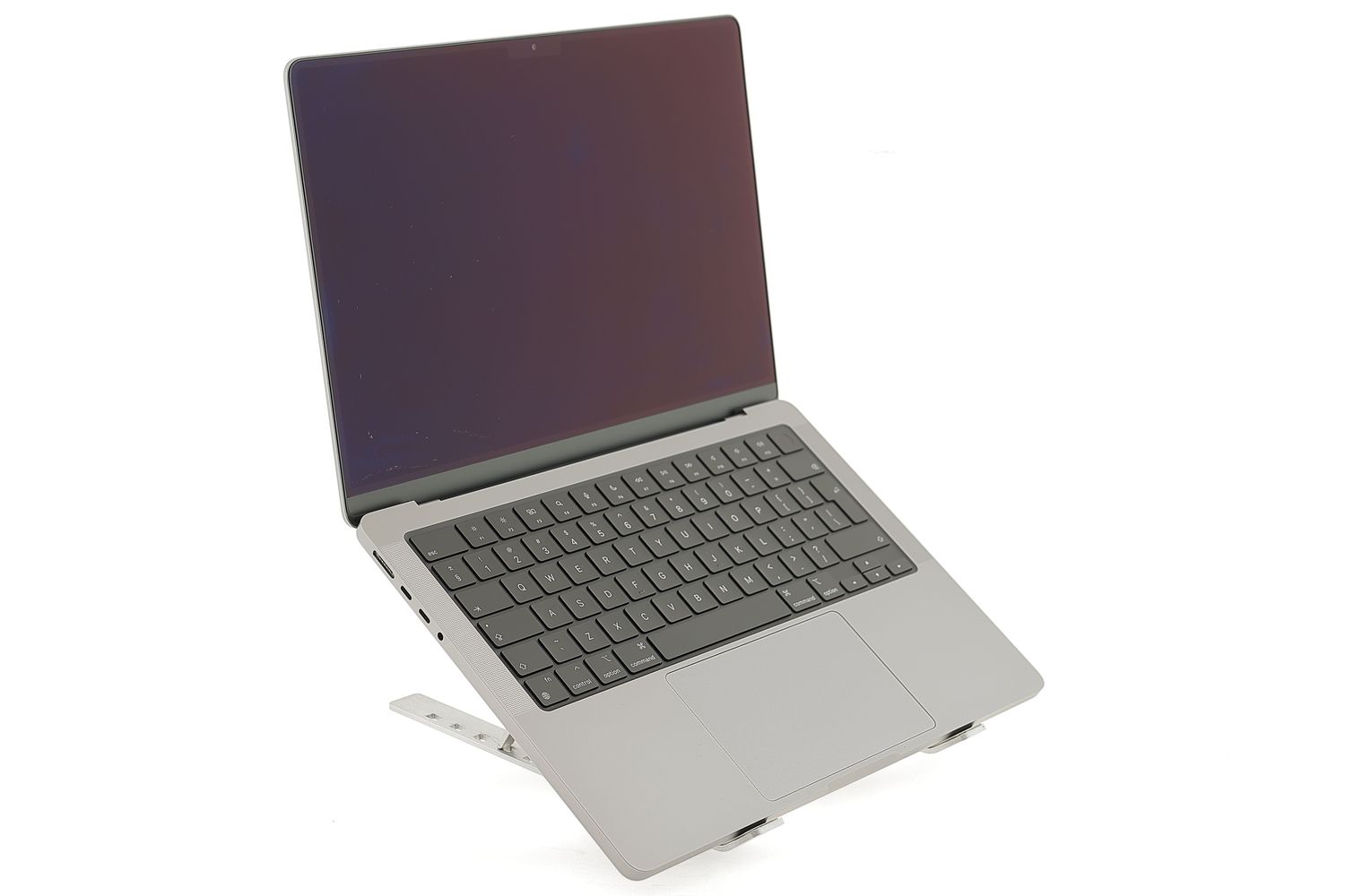 Apple MacBook Pro 14″ 2023, M3 8 Cores, 8 GB, 10 core GPU 512 GB Space Gray - Ca nou