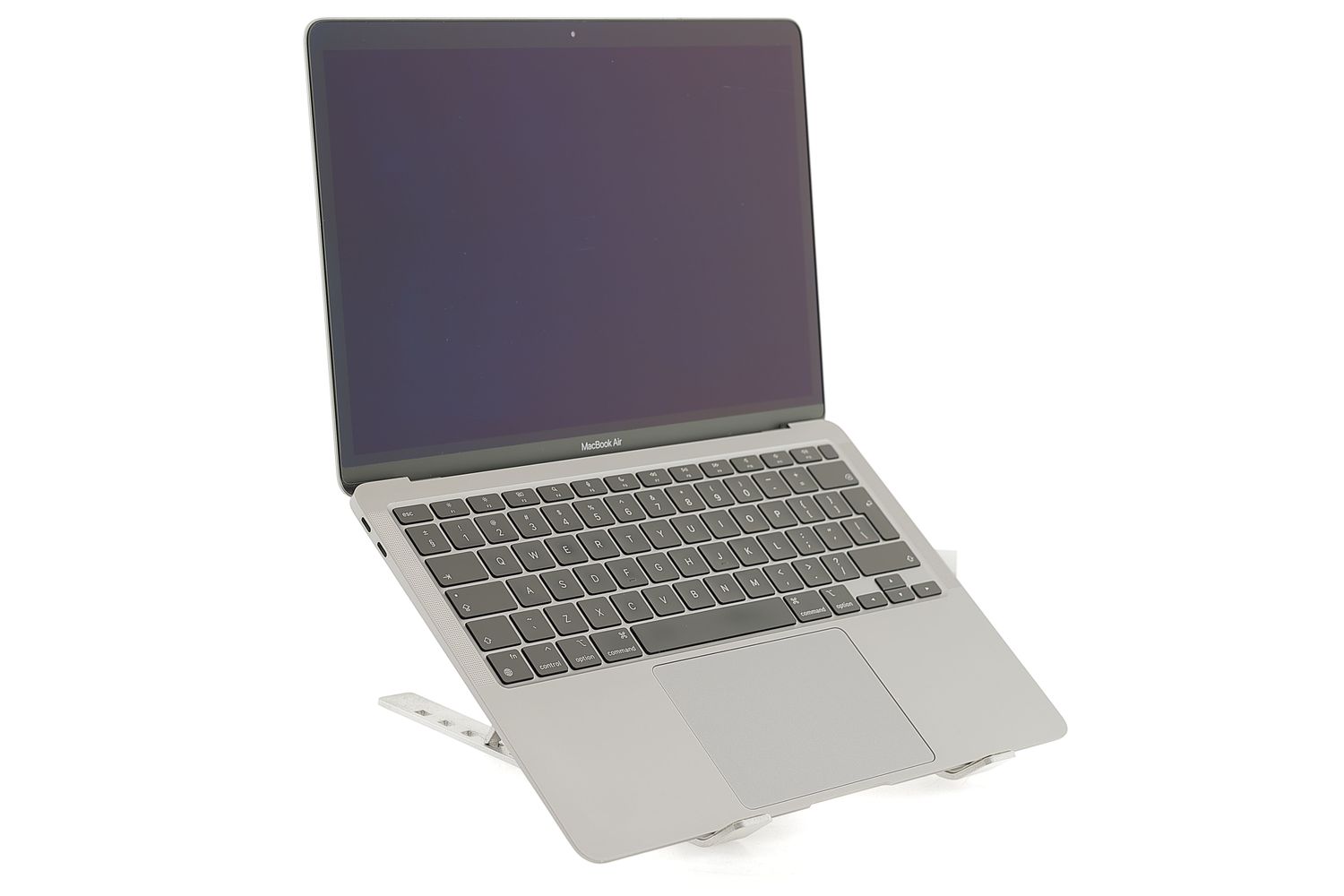 Apple MacBook Air 13″ 2020, M1 8 Cores, 8 GB, 8 core GPU 512 GB Space Gray - Kiváló