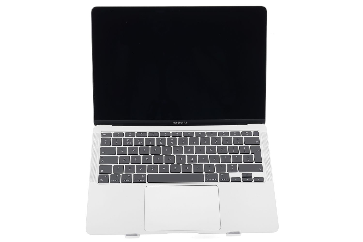 Apple MacBook Air 13″ 2020, M1 8 Cores, 8 GB, 7 core GPU 256 GB Silver