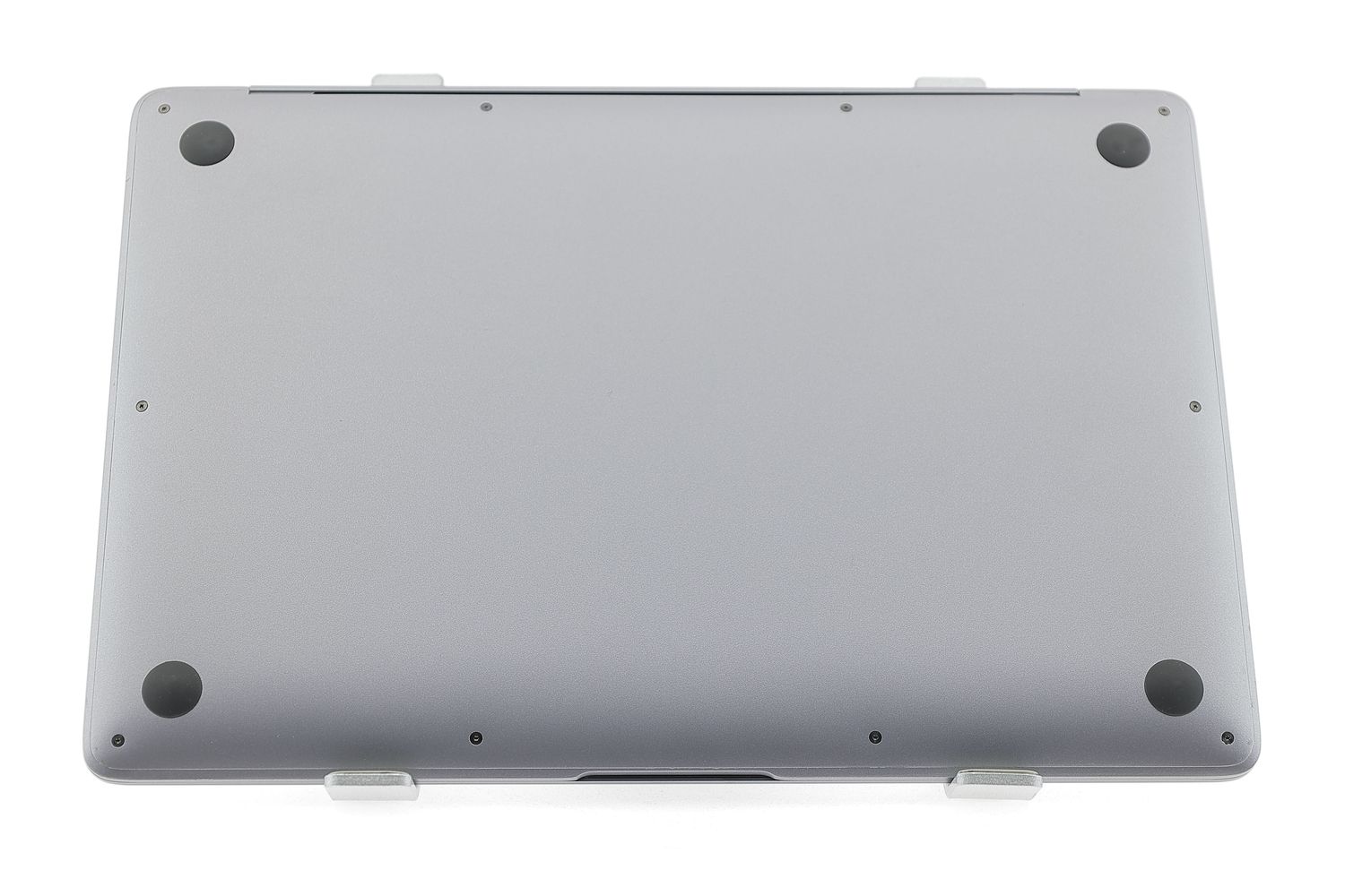 Apple MacBook Air 13″ 2020, i3 1.1 GHz, 8 GB, Intel Iris Plus 256 GB Space Gray - Excelent