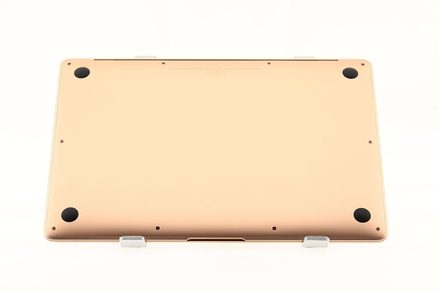 Apple MacBook Air 13″ 2020, M1 8 Cores, 8 GB, 7 core GPU 256 GB Gold - Újszerű