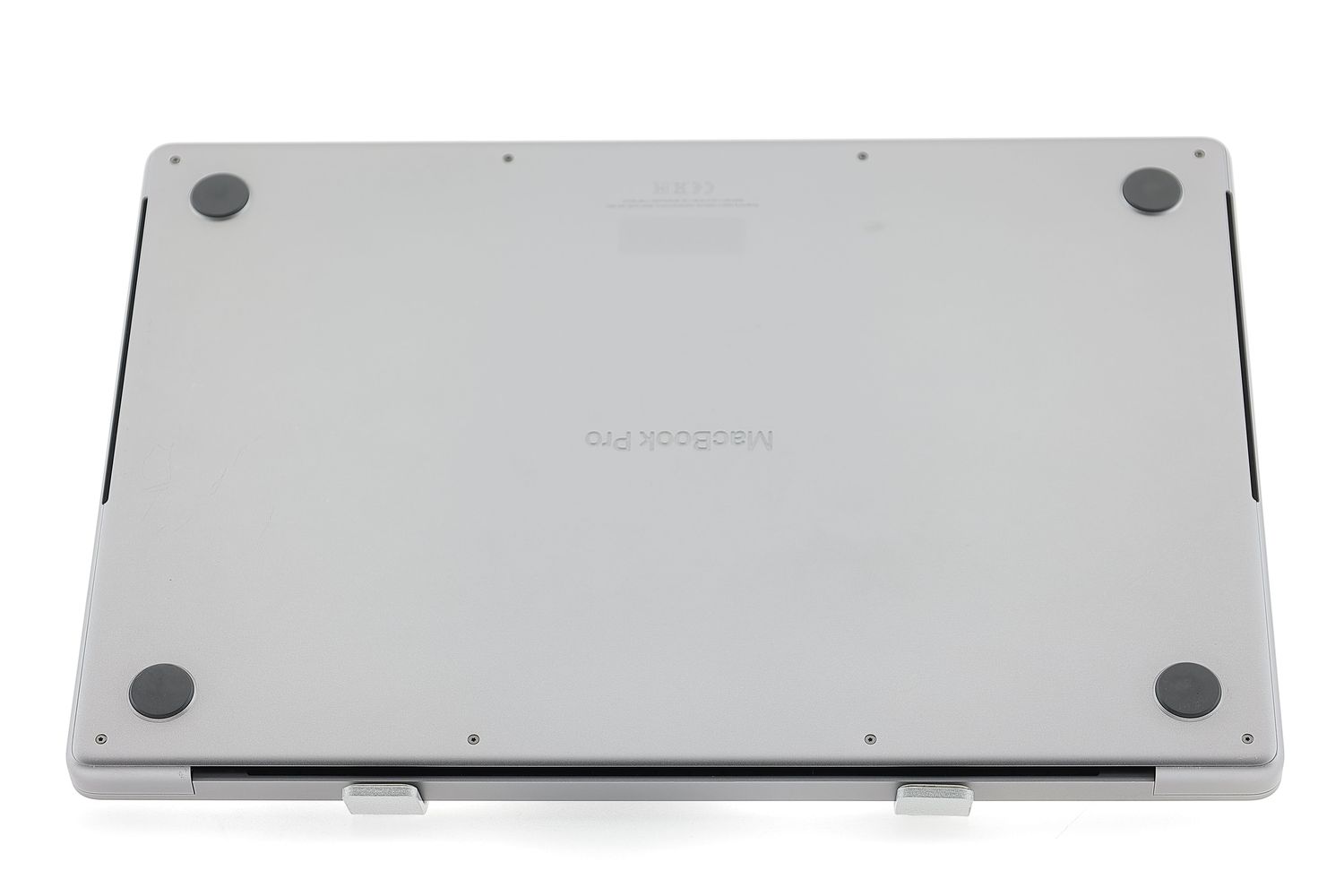 Apple MacBook Pro 16″ 2021, M1 Pro 10 Cores, 16 GB, 16 core GPU 512 GB Space Gray - Foarte bun