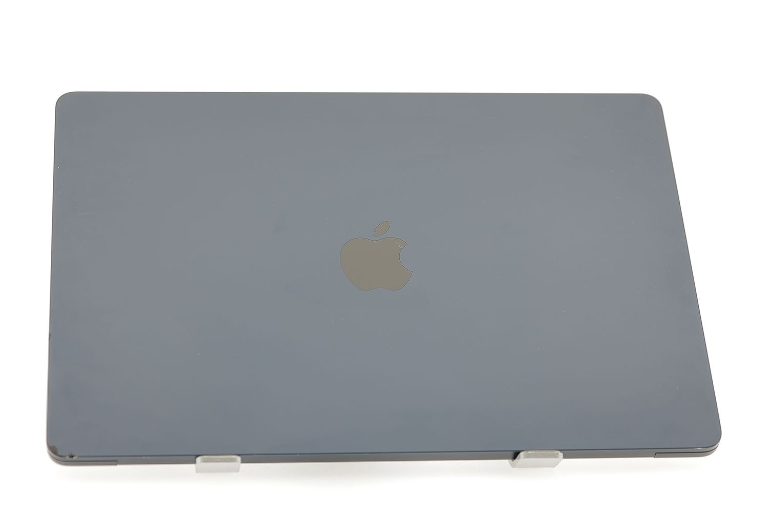 Apple MacBook Air 15″ 2023, M2 8 Cores, 8 GB, 10 core GPU 512 GB Midnight - Foarte bun