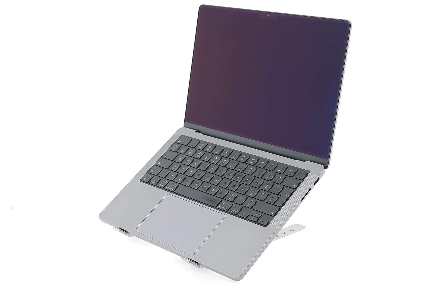 Apple MacBook Pro 14″ 2023, M3 8 Cores, 8 GB, 10 core GPU 1 TB Space Gray - Kiváló
