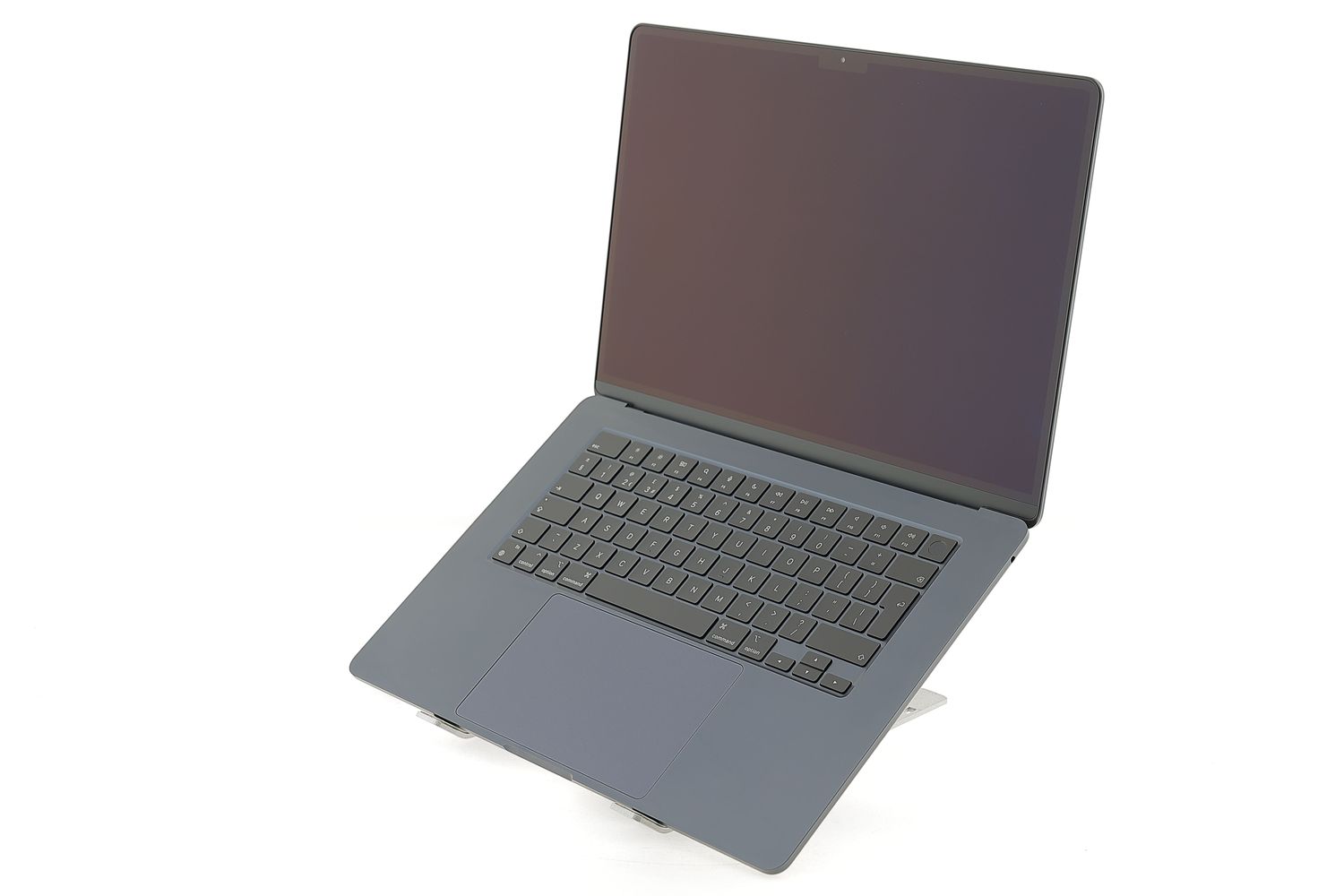 Apple MacBook Air 15″ 2023, M2 8 Cores, 8 GB, 10 core GPU 256 GB Midnight - Újszerű
