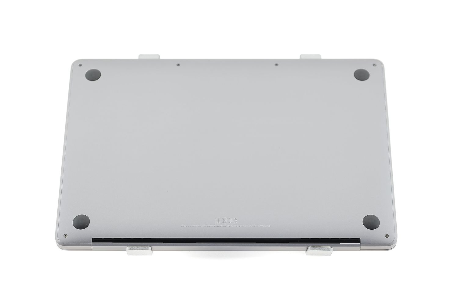 Apple MacBook Pro 13″ Touch Bar 2019, i5 1.4 GHz, 8 GB, Iris Plus Graphics 645 128 GB Space Gray - Foarte bun