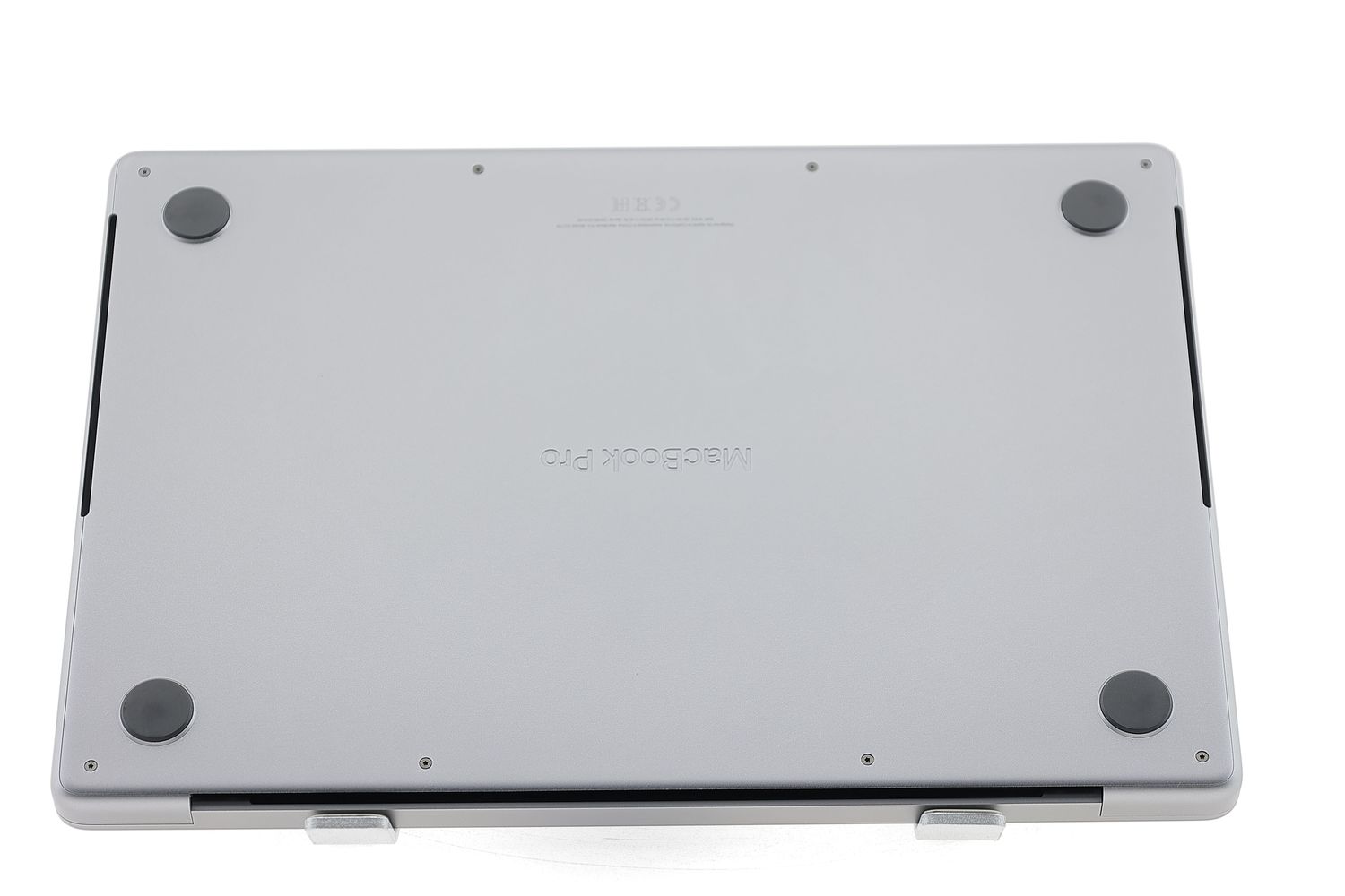 Apple MacBook Pro 14″ 2023, M2 Pro 10 Cores, 16 GB, 16 core GPU 512 GB Space Gray