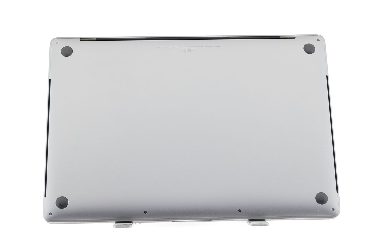 Apple MacBook Pro 16″ Touch Bar 2019, i7 2.6 GHz, 16 GB, AMD Radeon Pro 5300M 512 GB Space Gray - Foarte bun