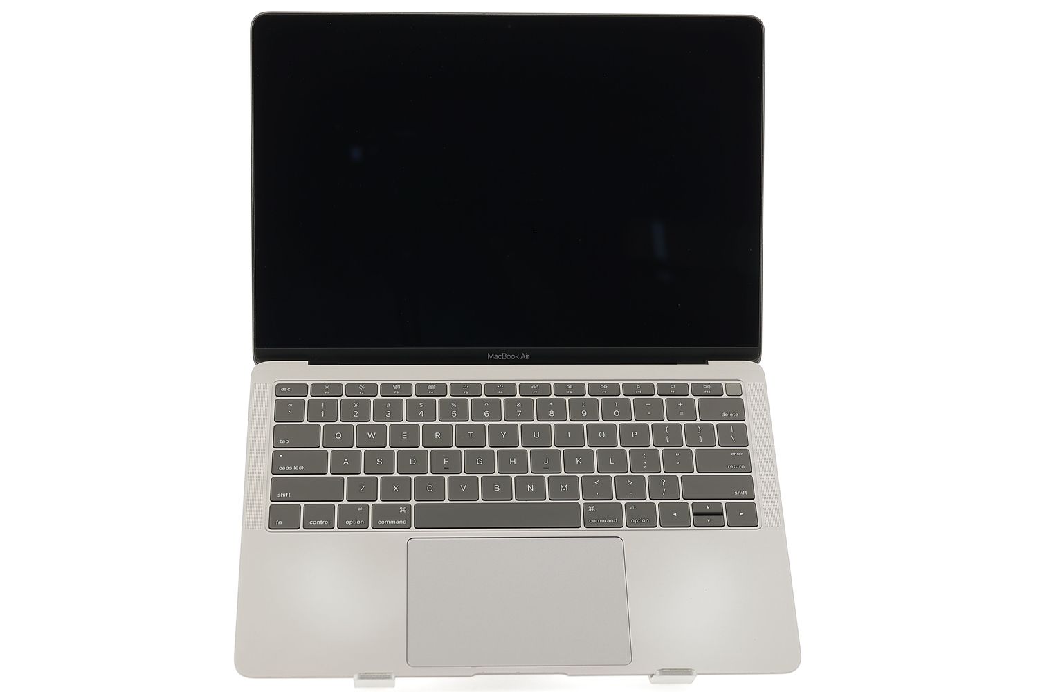 Apple MacBook Air 13″ 2019, i5 1.6 GHz, 8 GB, Intel UHD Graphics 617 256 GB Space Gray - Nagyon jó
