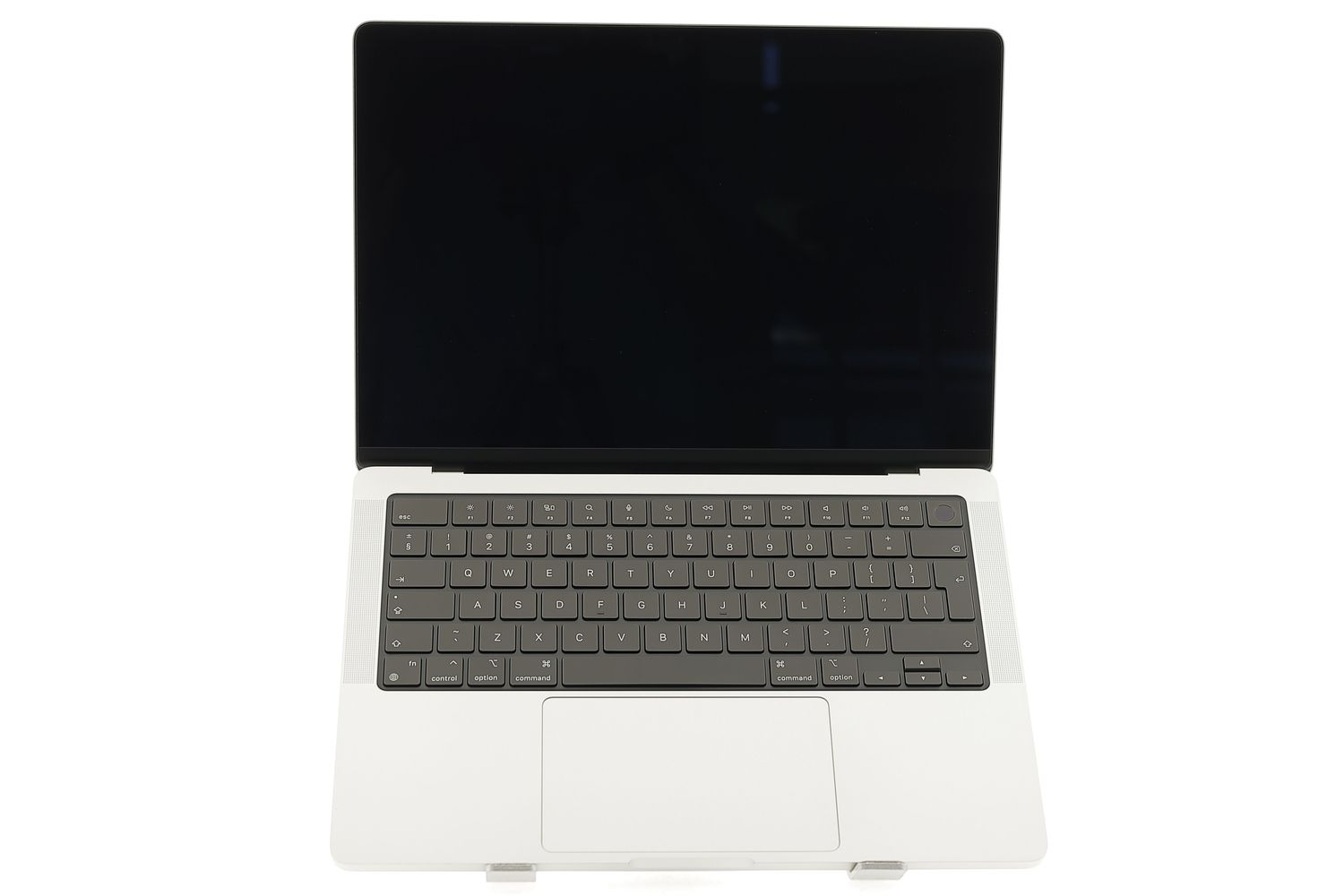 Apple MacBook Pro 14″ 2023, M3 8 Cores, 8 GB, 10 core GPU 512 GB Silver - Много добро