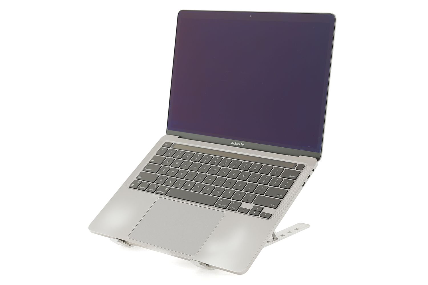 Apple MacBook Pro 13″ Touch Bar 2020, i5 2 GHz, 16 GB, Intel Iris Plus Graphics 512 GB Space Gray - Отлично