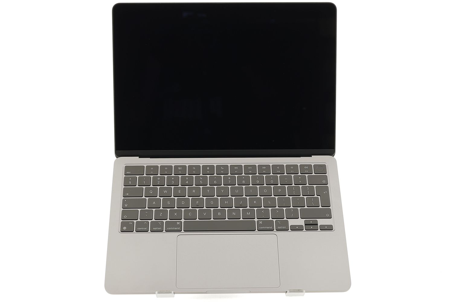 Apple MacBook Air 13″ 2022, M2 8 Cores, 8 GB, 8 core GPU 256 GB Space Gray