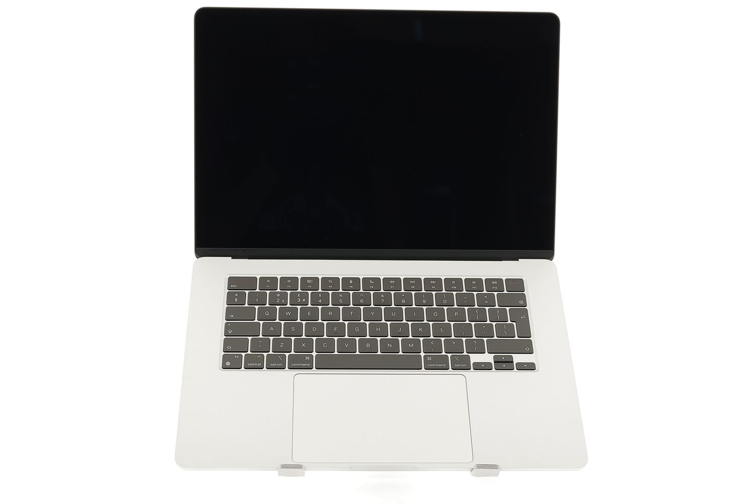 Apple MacBook Air 15″ 2024, M3 8 Cores, 8 GB, 10 core GPU 256 GB Silver - Újszerű