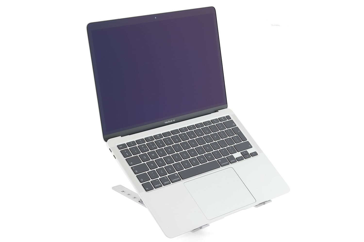 Apple MacBook Air 13″ 2020, M1 8 Cores, 8 GB, 7 core GPU 256 GB Silver - Kiváló