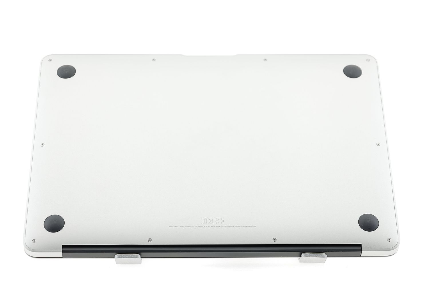 Apple MacBook Air 13″ 2017, i5 1.8 GHz, 8 GB, HD Graphics 6000 128 GB Silver - Ca nou