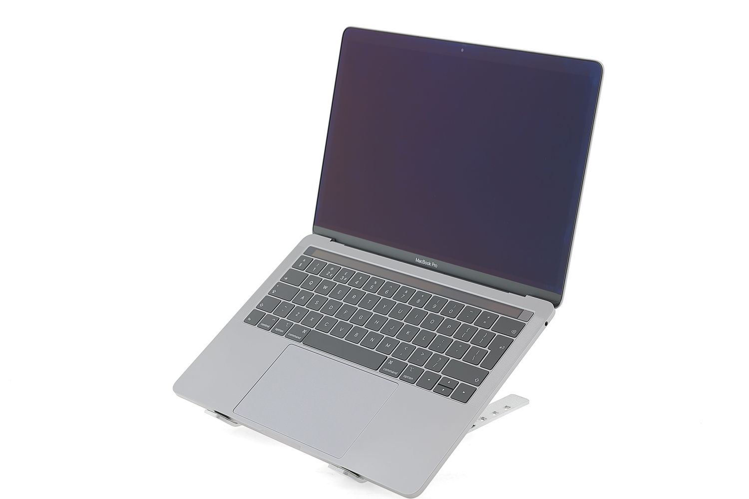 Apple MacBook Pro 13″ Touch Bar 2019, i5 1.4 GHz, 8 GB, Iris Plus Graphics 645 128 GB Space Gray