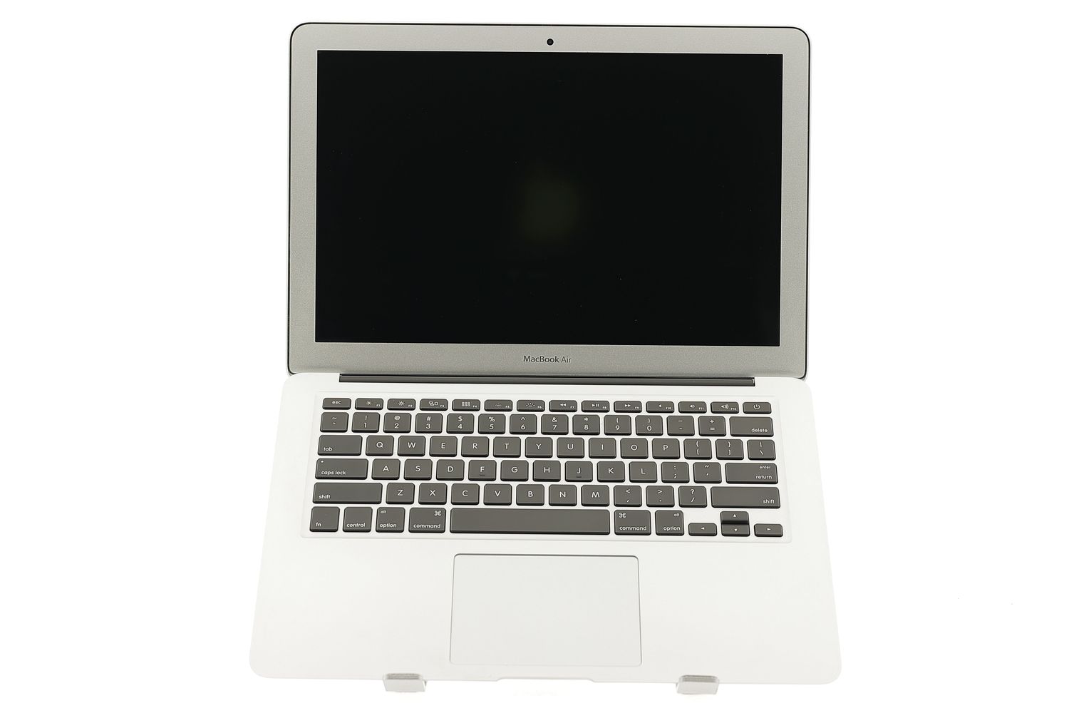 Apple MacBook Air 13″ 2017, i7 2.2 GHz, 8 GB, HD Graphics 6000 512 GB Silver - Excelent
