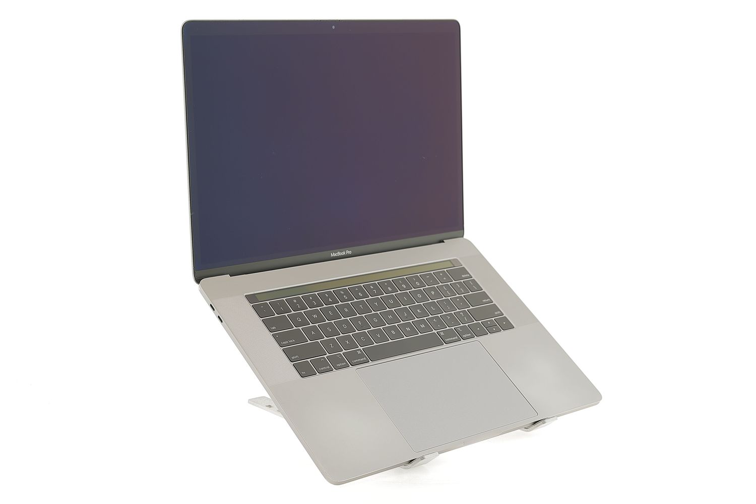 Apple MacBook Pro 15″ Touch Bar 2018, i7 2.2 GHz, 16 GB, AMD Radeon Pro 555X 256 GB Space Gray - Πολύ καλό