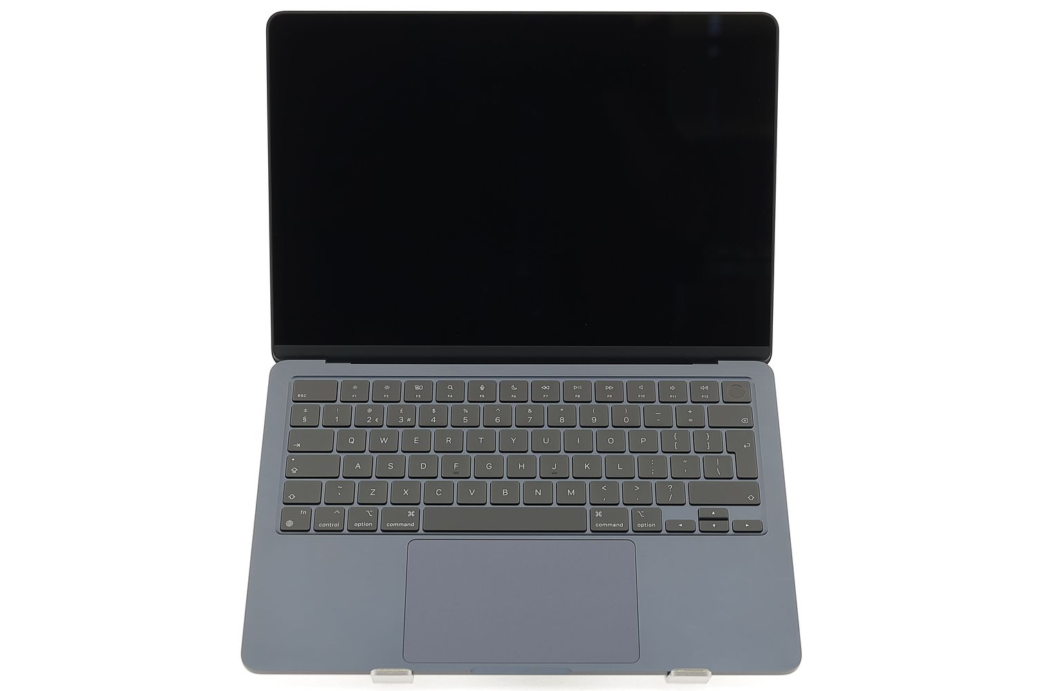 Apple MacBook Air 13″ 2022, M2 8 Cores, 8 GB, 8 core GPU 256 GB Midnight - Újszerű