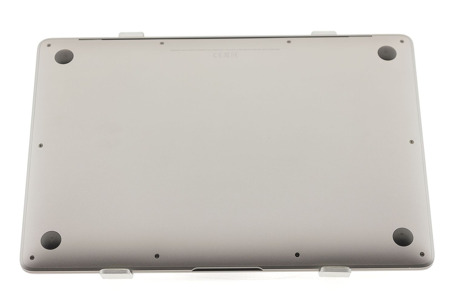 Apple MacBook Air 13″ 2020, i5 1.1 GHz, 8 GB, Intel Iris Plus 256 GB Space Gray - Kiváló
