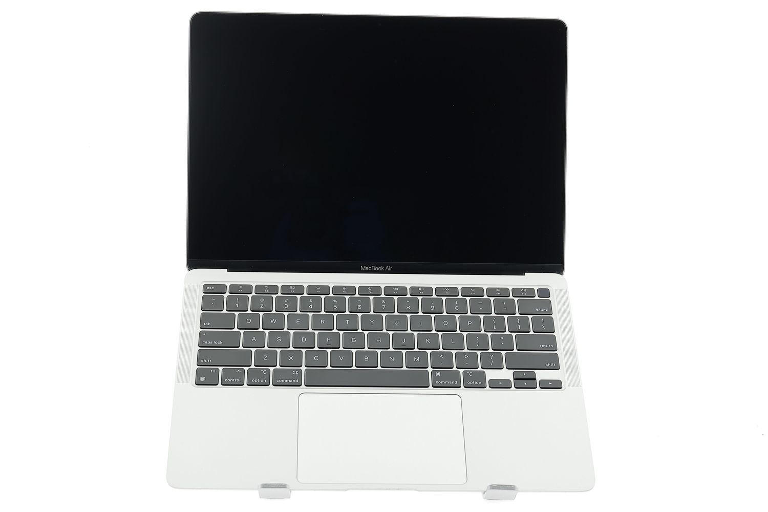 Apple MacBook Air 13″ 2020, M1 8 Cores, 8 GB, 7 core GPU 256 GB Silver - Excelent