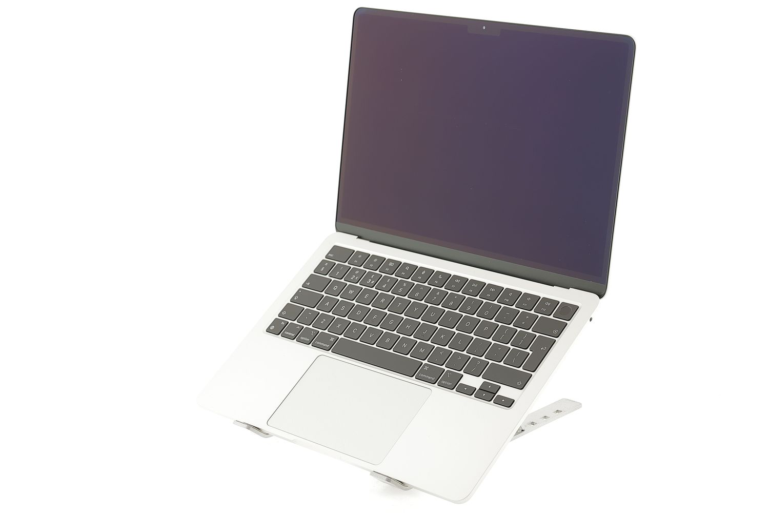 Apple MacBook Air 13″ 2024, M3 8 Cores, 8 GB, 8 core GPU 256 GB Silver - Foarte bun