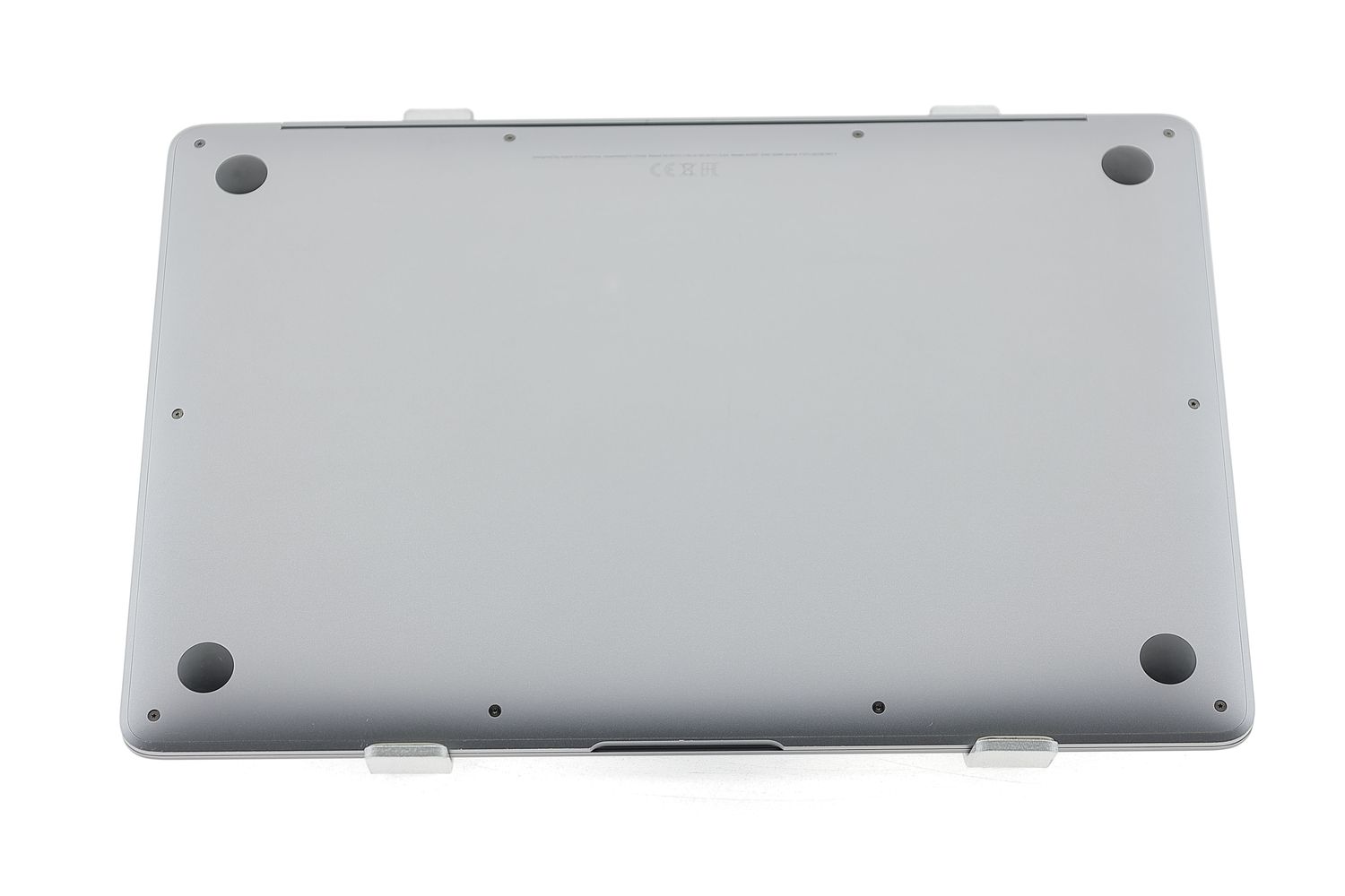 Apple MacBook Air 13″ 2020, M1 8 Cores, 8 GB, 7 core GPU 256 GB Space Gray - Excelent