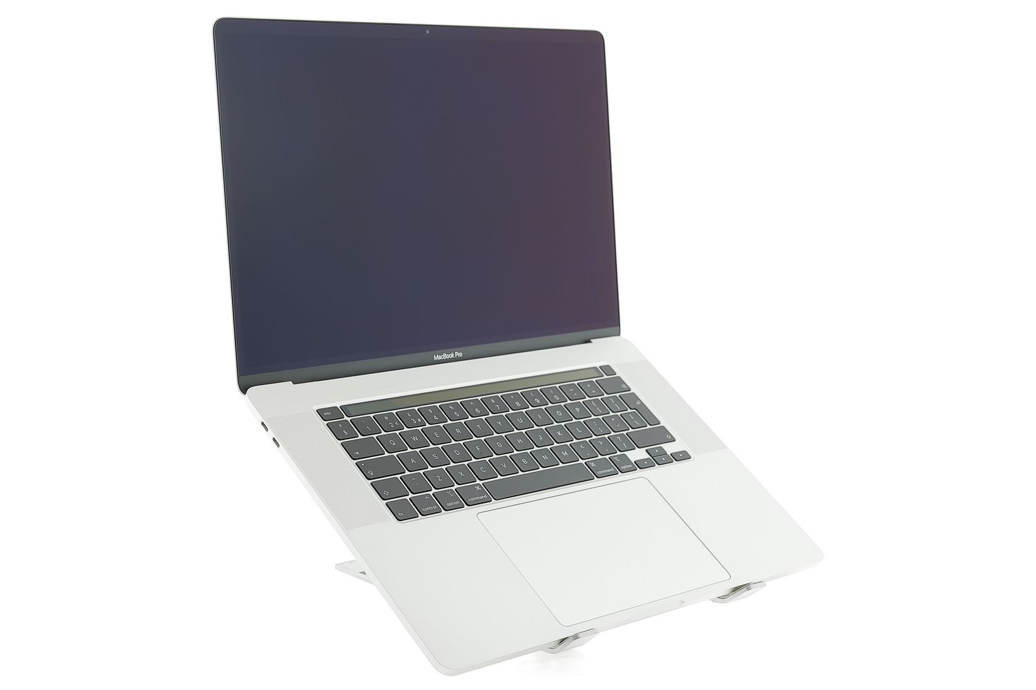 Apple MacBook Pro 16″ Touch Bar 2019, i9 2.3 GHz, 16 GB, AMD Radeon Pro 5500M 1 TB Silver - Ca nou