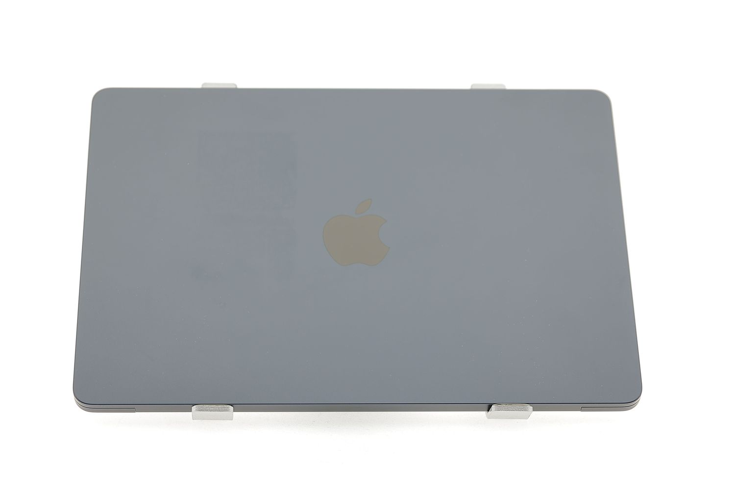 Apple MacBook Air 13″ 2022, M2 8 Cores, 8 GB, 8 core GPU 256 GB Midnight - Újszerű
