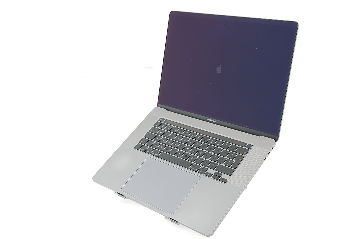 Apple MacBook Pro 16″ Touch Bar 2019, i9 2.4 GHz, 64 GB, AMD Radeon Pro 5500M 1 TB Space Gray - Foarte bun