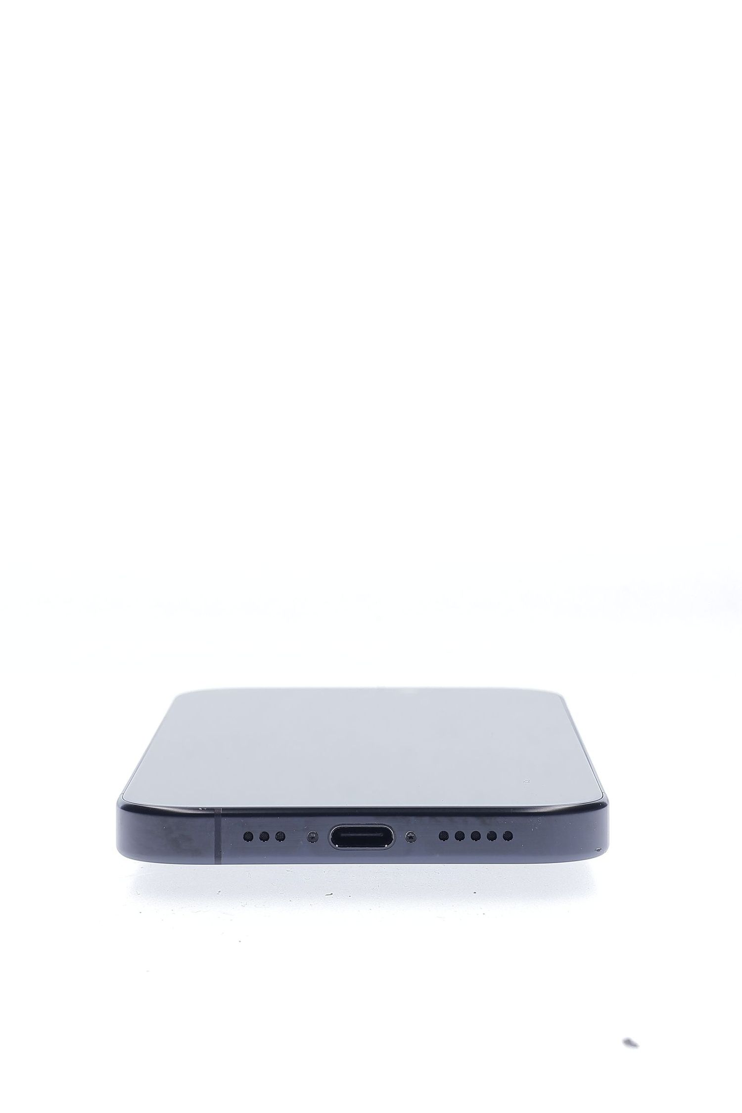 Apple iPhone 16 Pro 128 GB Black Titanium - Отлично