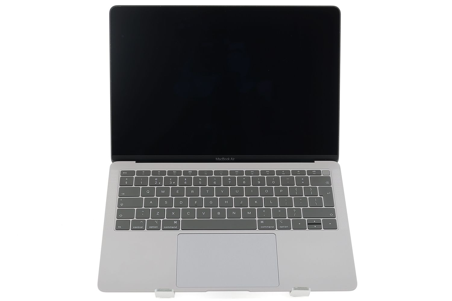 Apple MacBook Air 13″ 2019, i5 1.6 GHz, 8 GB, Intel UHD Graphics 617 128 GB Space Gray - Foarte bun