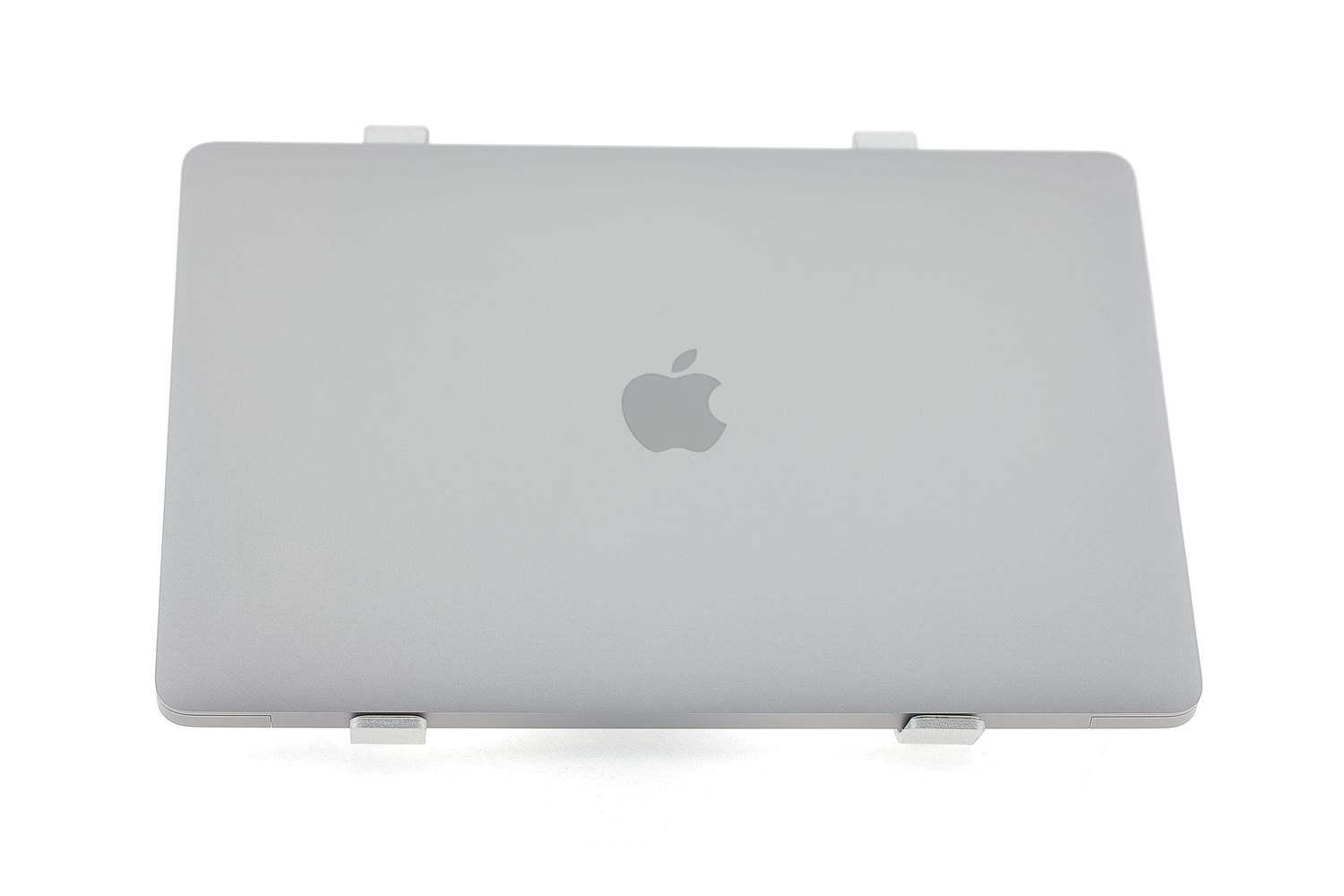 Apple MacBook Air 13″ 2020, i3 1.1 GHz, 8 GB, Intel Iris Plus 256 GB Space Gray - Ca nou