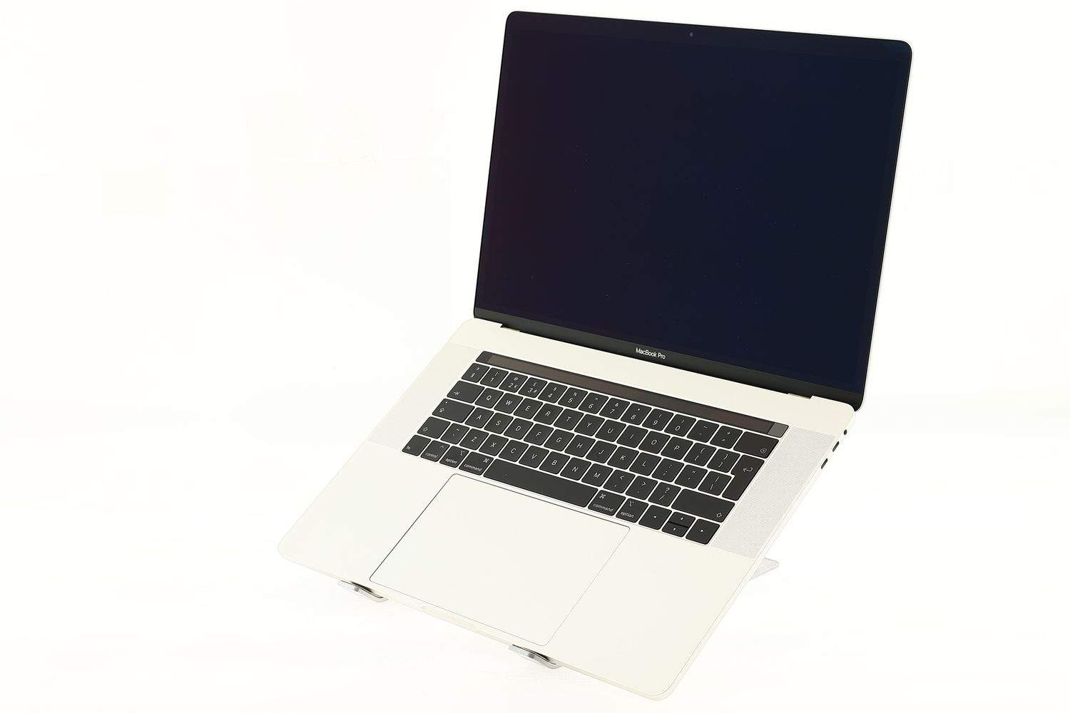 Apple MacBook Pro 15″ Touch Bar 2019, i7 2.6 GHz, 32 GB, AMD Radeon Pro 555X 512 GB Space Gray - Като нов