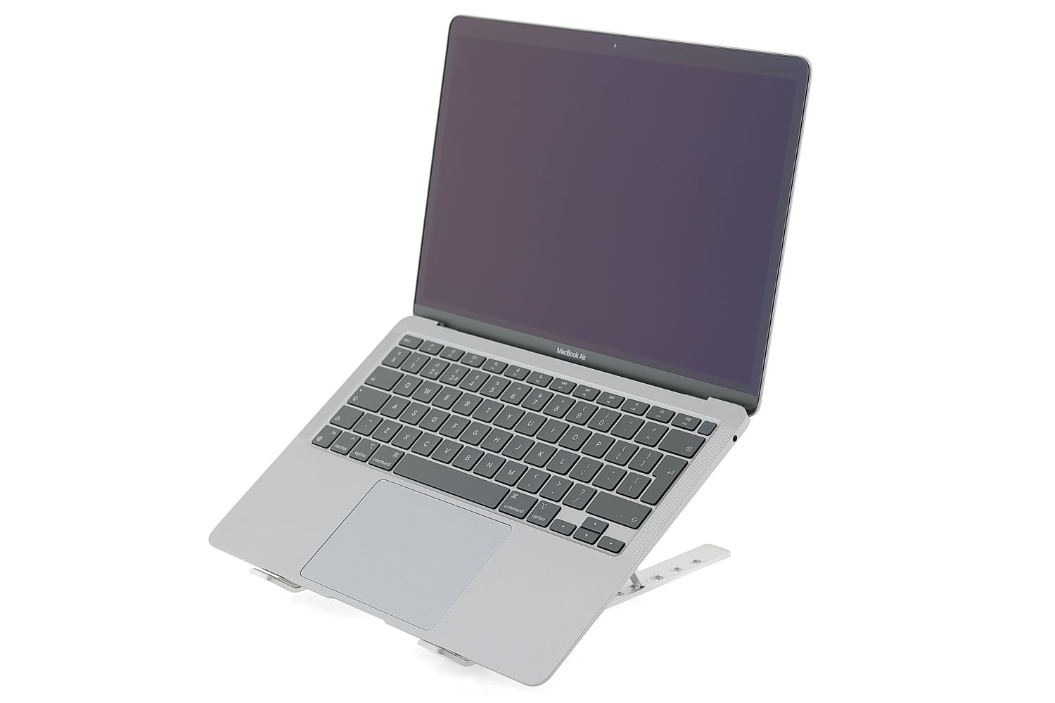 Apple MacBook Air 13″ 2020, i3 1.1 GHz, 16 GB, Intel Iris Plus 512 GB Space Gray - Excelent