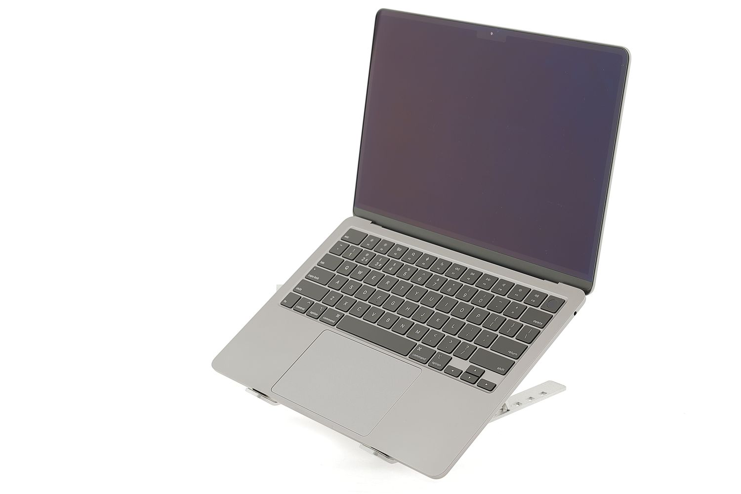 Apple MacBook Air 13″ 2022, M2 8 Cores, 8 GB, 8 core GPU 256 GB Space Gray