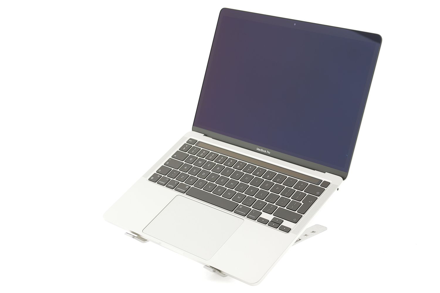 Apple MacBook Pro 13″ 2022, M2 8 Cores, 8 GB, 10 core GPU 256 GB Silver - Újszerű