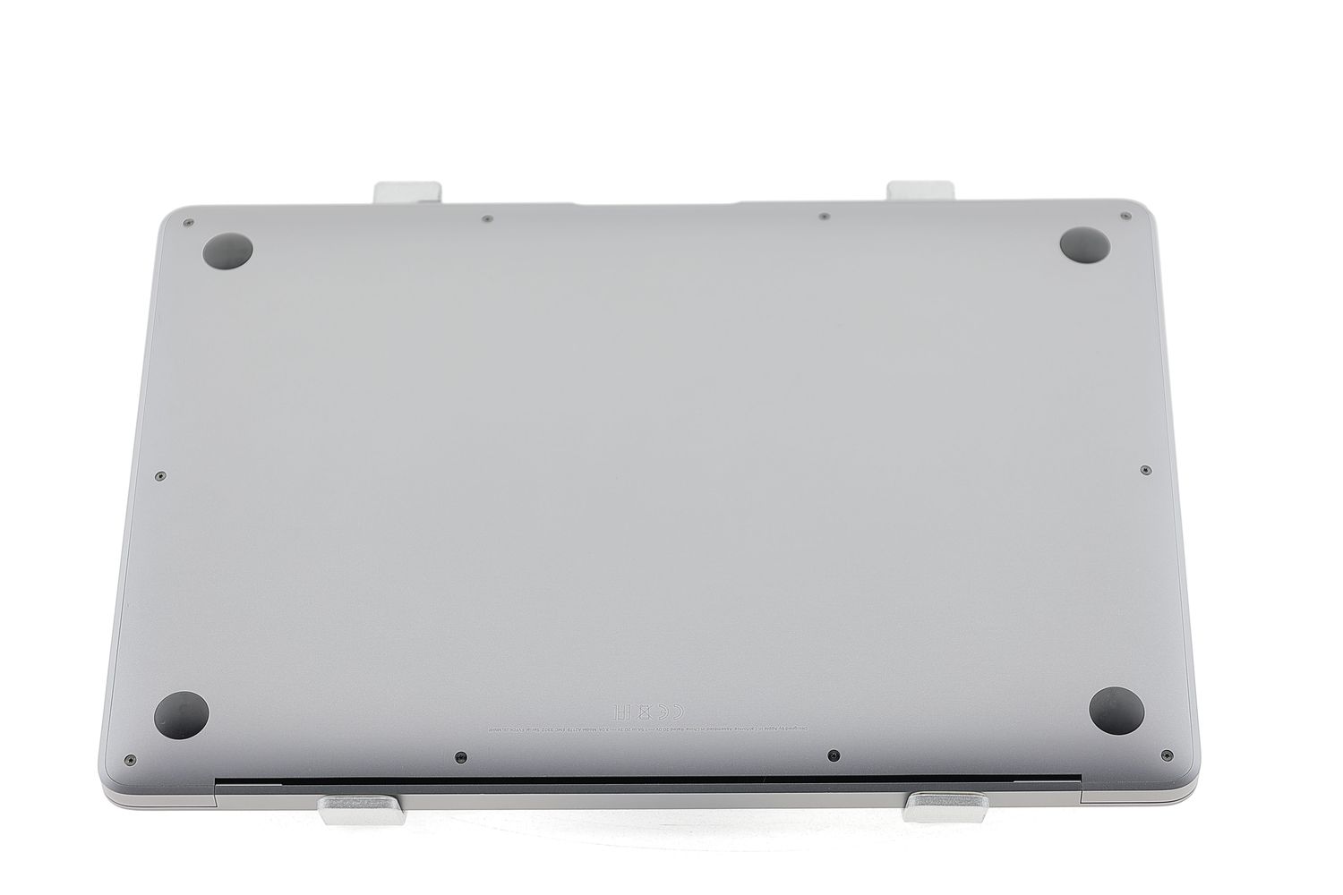 MacBook Air/13インチ/2020/16GB/M1/2TB MacBook Air (M1, 2020) - 技術仕様 - Apple サポート (日本)