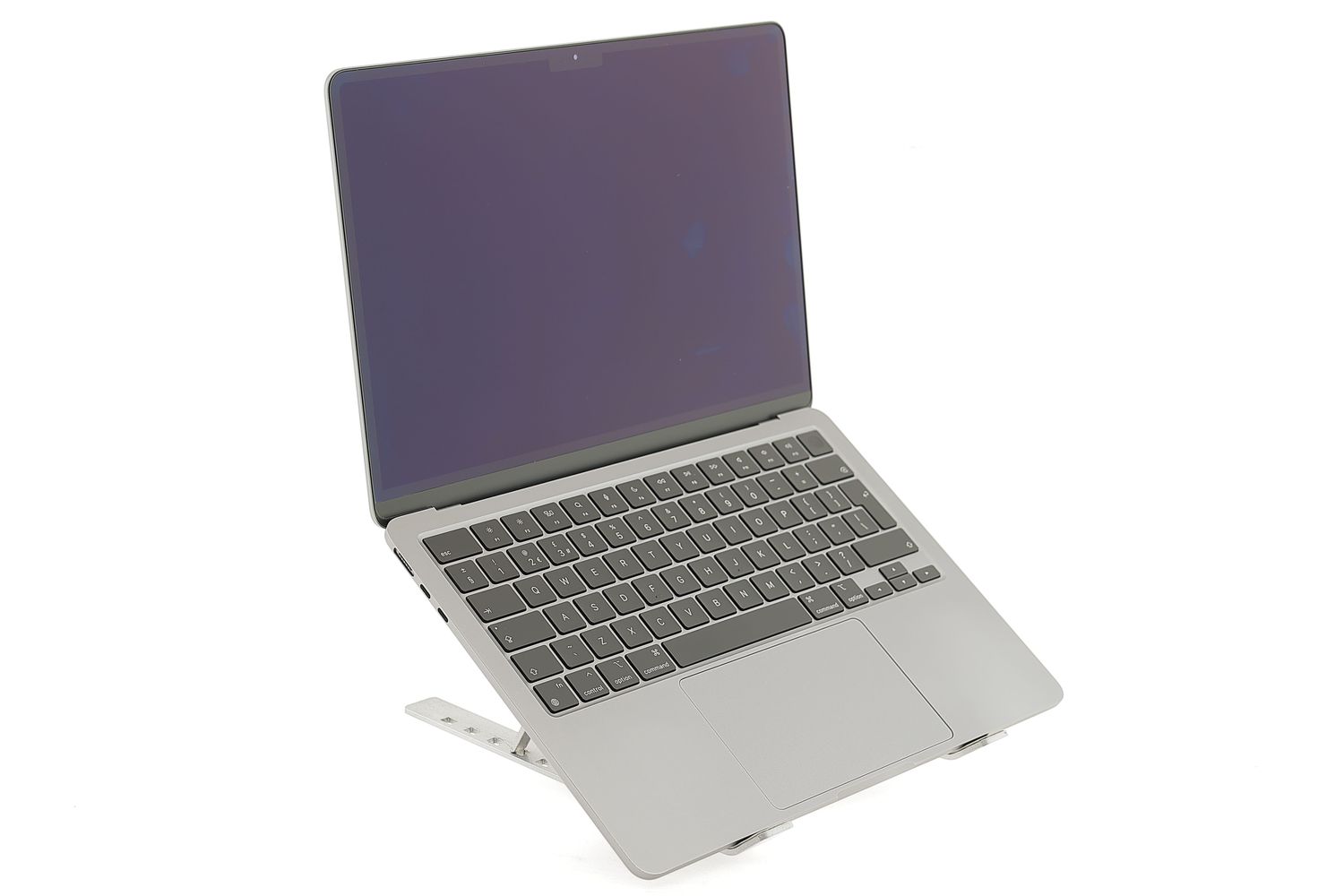 Apple MacBook Air 13″ 2022, M2 8 Cores, 8 GB, 8 core GPU 256 GB Space Gray