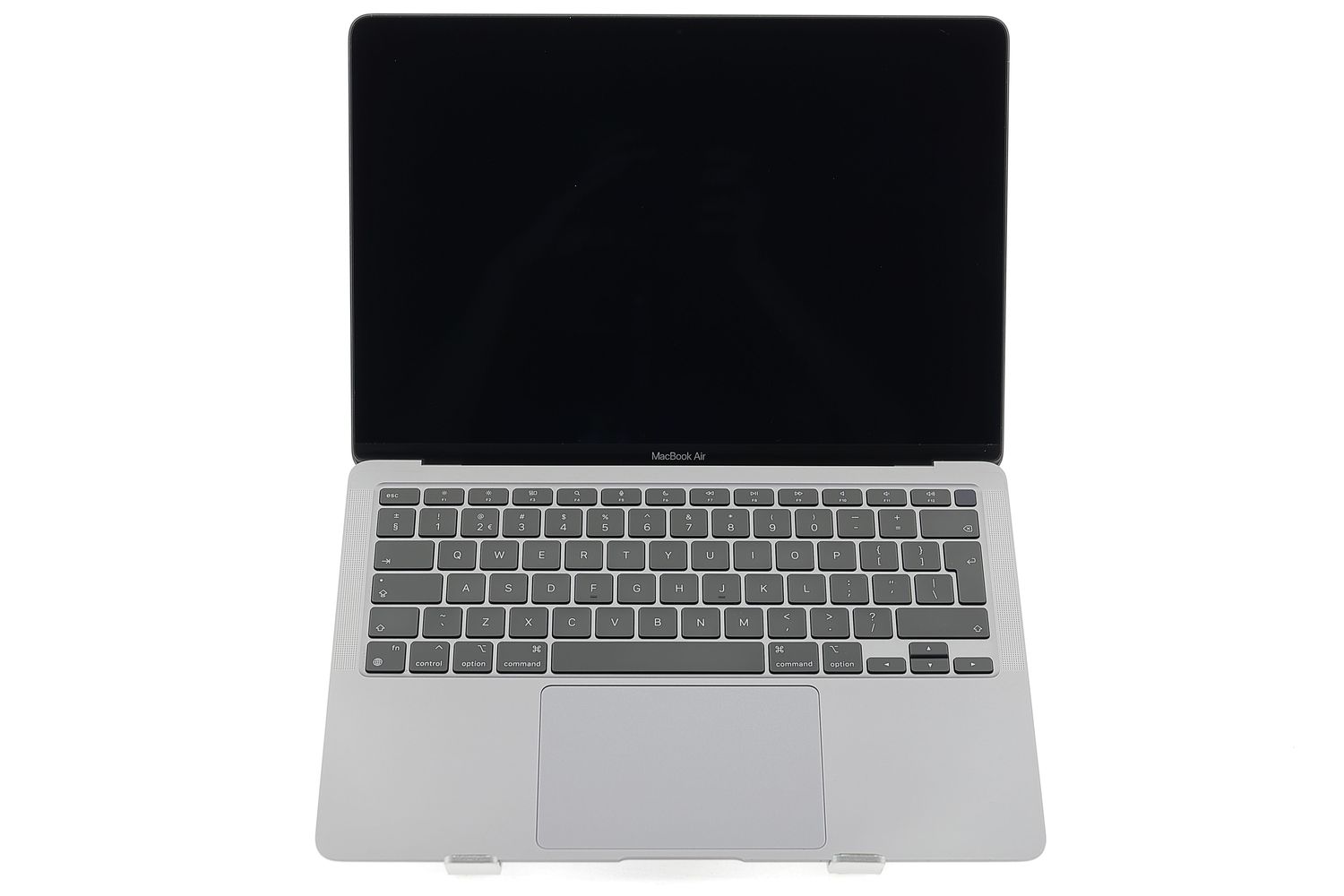 Apple MacBook Air 13″ 2020, M1 8 Cores, 8 GB, 7 core GPU 256 GB Space Gray - Много добро