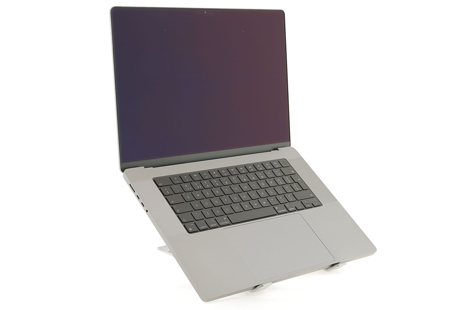 Apple MacBook Pro 16″ 2021, M1 Pro 10 Cores, 16 GB, 16 core GPU 512 GB Space Gray - Excelent
